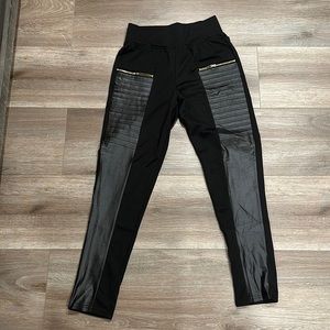 Black stretchy leggings, women’s size medium